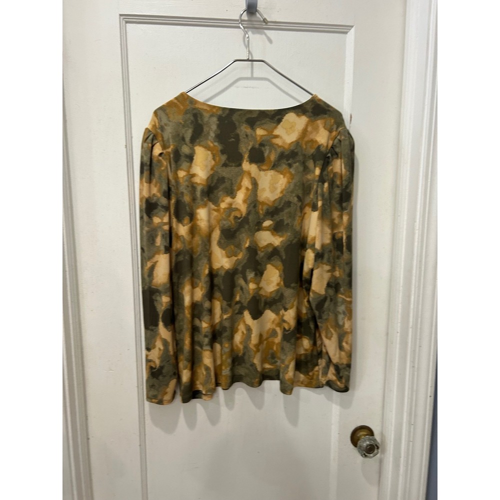 Calvin Klein Camouflage Long Sleeve Top NWT - Picture 6 of 6